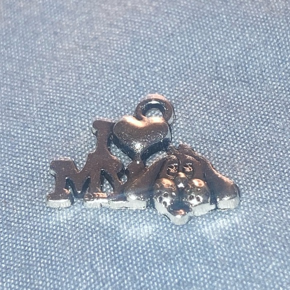 Jewelry - Silver 'I ♥ My Dog' Charm Pendant